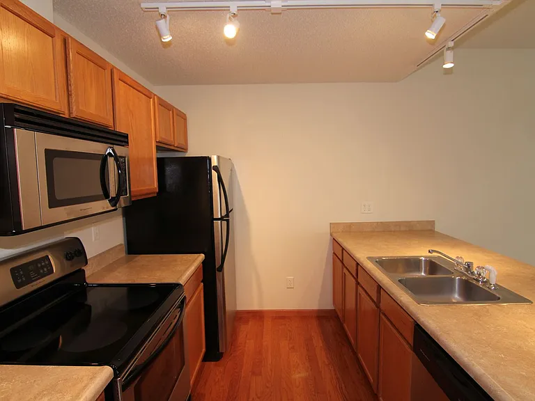 4385 Berkeley Ln — Photo 4