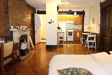 Rented by Harriet Brand, LREB