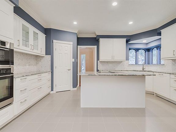 2nd image of 714 Last Arrow Dr