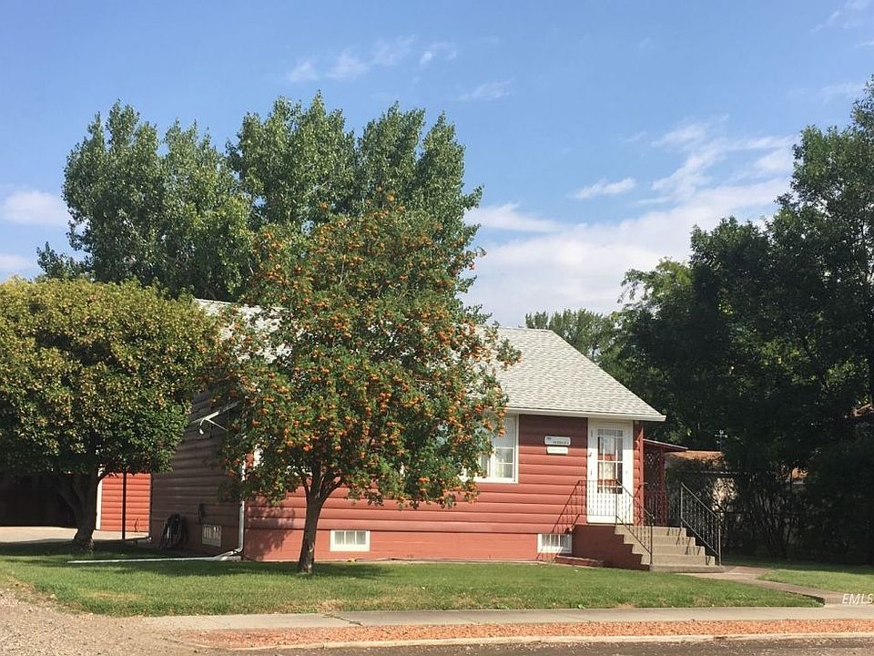 2nd image of 1363 Cedar St