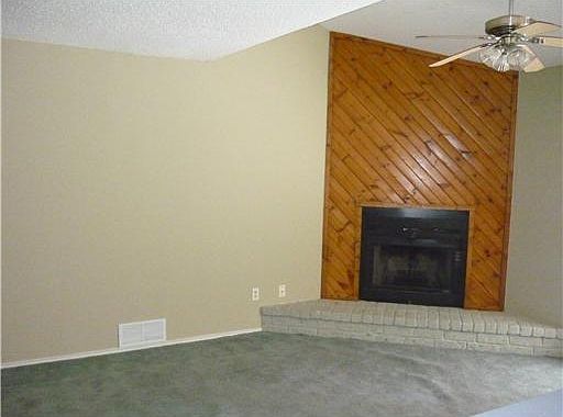2nd image of 3014 Quail Springs Rd APT D4