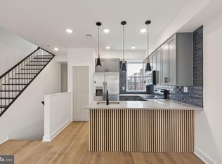 1214 S 15th St FLOOR 1, Philadelphia, PA 19146