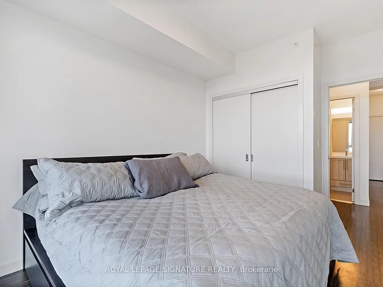 2093 Fairview St #1606 — Photo 11
