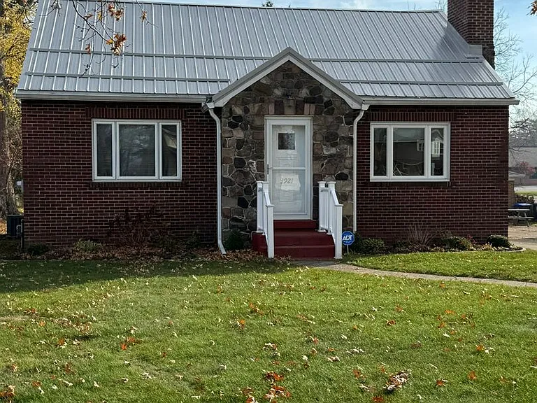 3921 W Ridge Rd — Photo 43