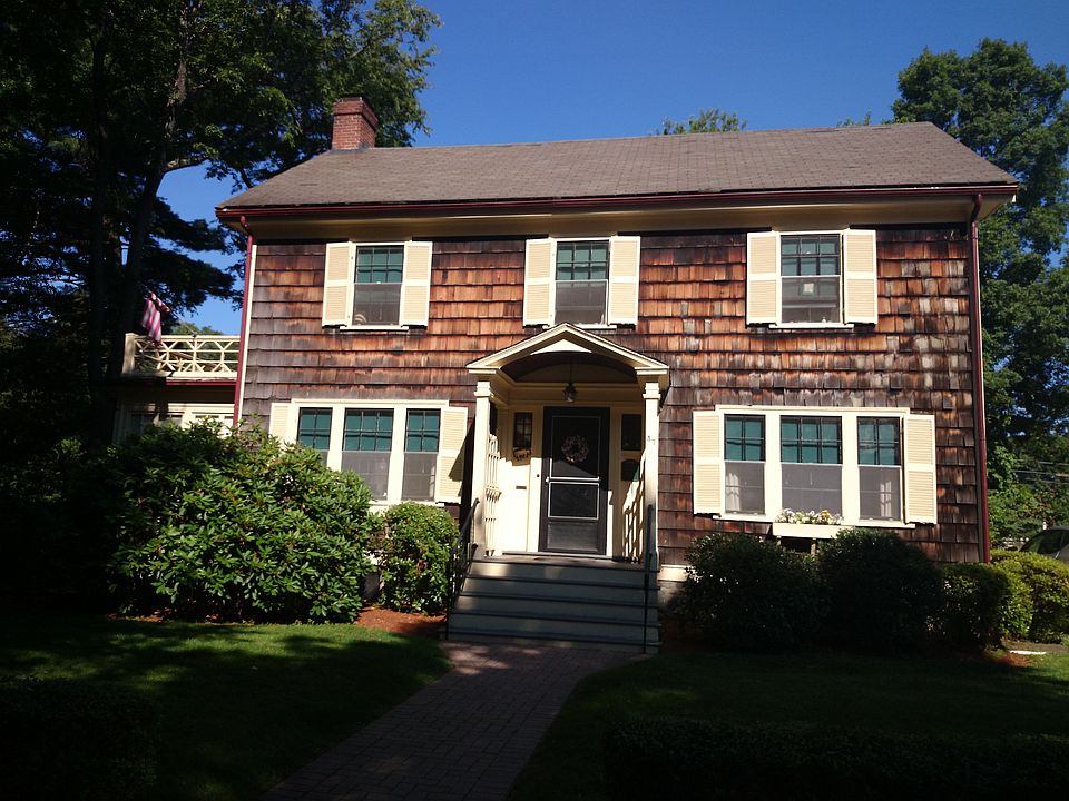 2nd image of 37 Wade St
