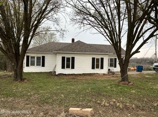 2618 Southridge Dr, Jefferson City, MO 65109