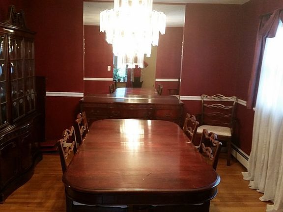 Dining Room
						:
						Hardwood floors