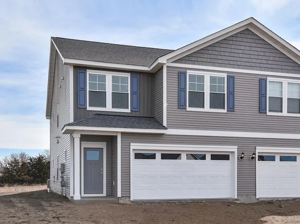 39726 Fallbrook Ave, North Branch, MN 55056