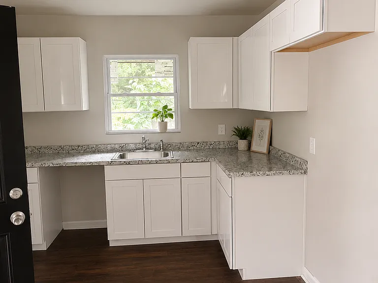 24 Carmichael St — Photo 8