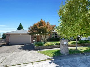 448 S 27th Ave, Cornelius, OR 97113