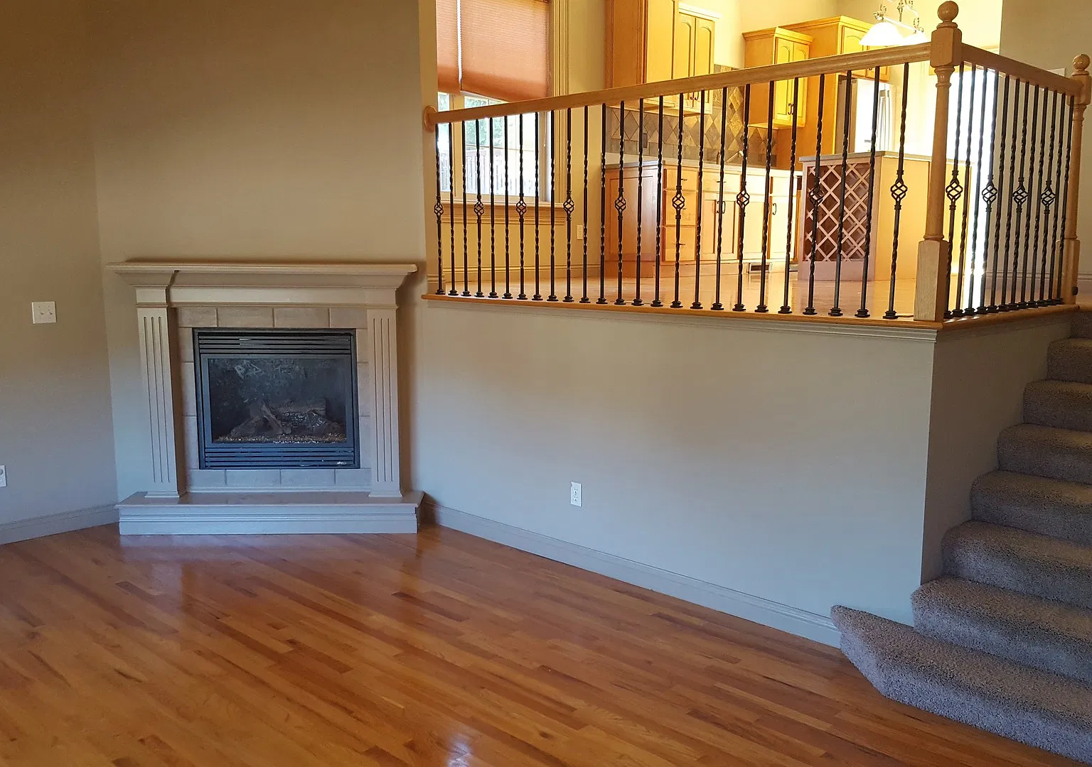 3 bd house, great SW location on culdesac near Green Meadows/Providence, gas fireplace, fenced, 2... — Photo 3