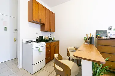Rented by City Connections Realty