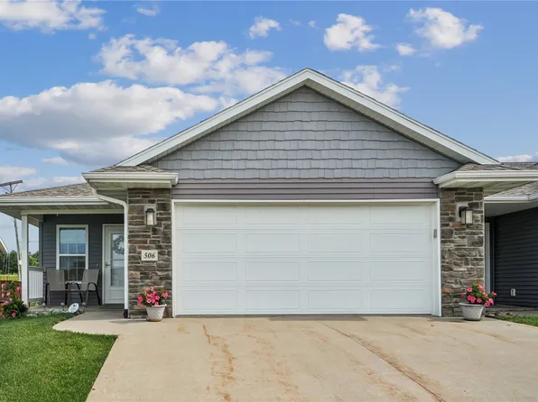 506 Meadow Oak Cir, Fairfax, IA 52228
