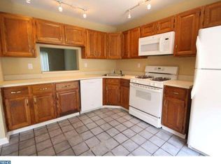 11 Sherman Pl, Lawrenceville, NJ 08648