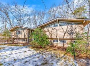 32 Indian Ridge Rd, Natick, MA 01760