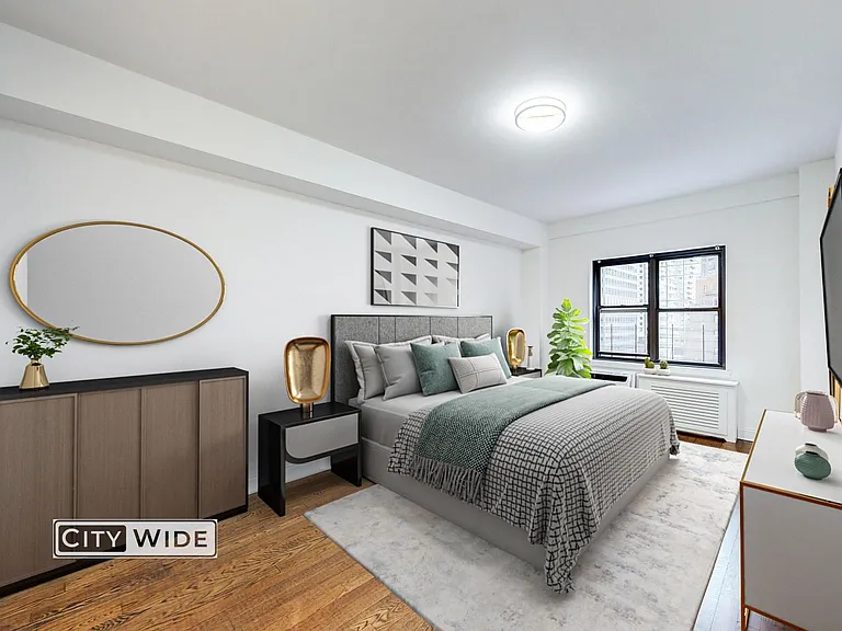 157 E 57th St #18D — Photo 4