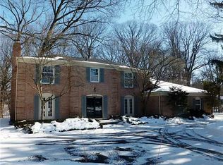 5300 Bristol Ct, Toledo, OH 43623