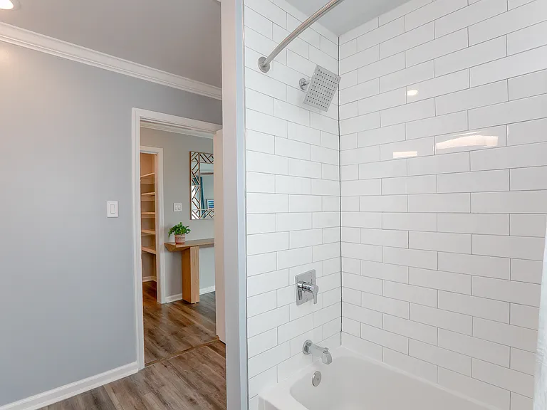 810 W Ocean View Ave #B — Photo 40