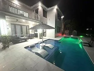 16375 SW 31st St — Photo 36