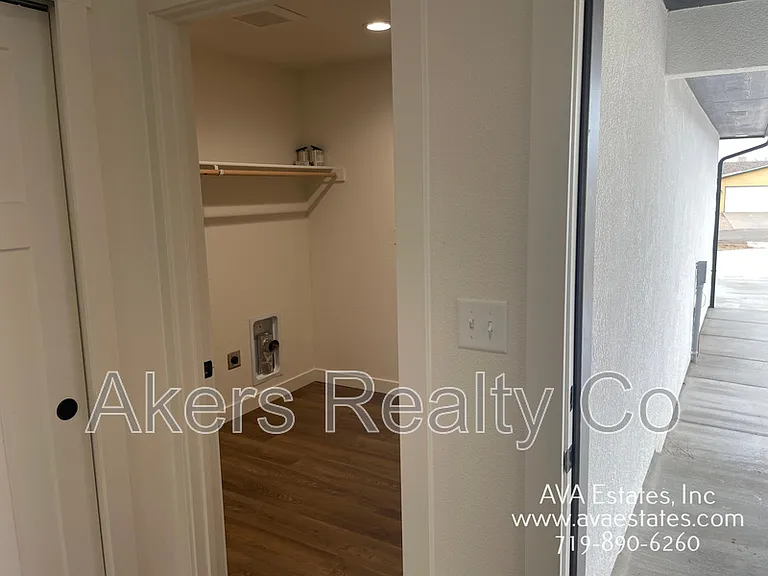 970 S Coral Pl — Photo 25