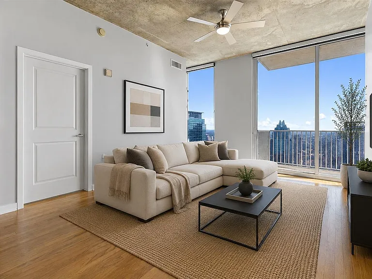 360 Nueces St #4209 — Photo 4