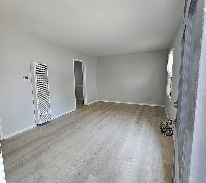 1st image of 728-730 E Garfield Ave #728A