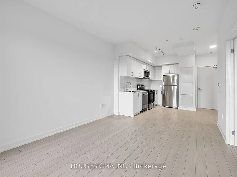 4010 Eglinton Ave W #407 — Photo 5