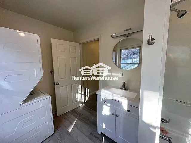 8521 Main St — Photo 17