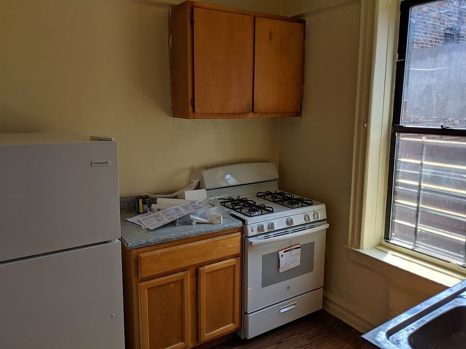 1st image of 569 Empire Blvd APT D3