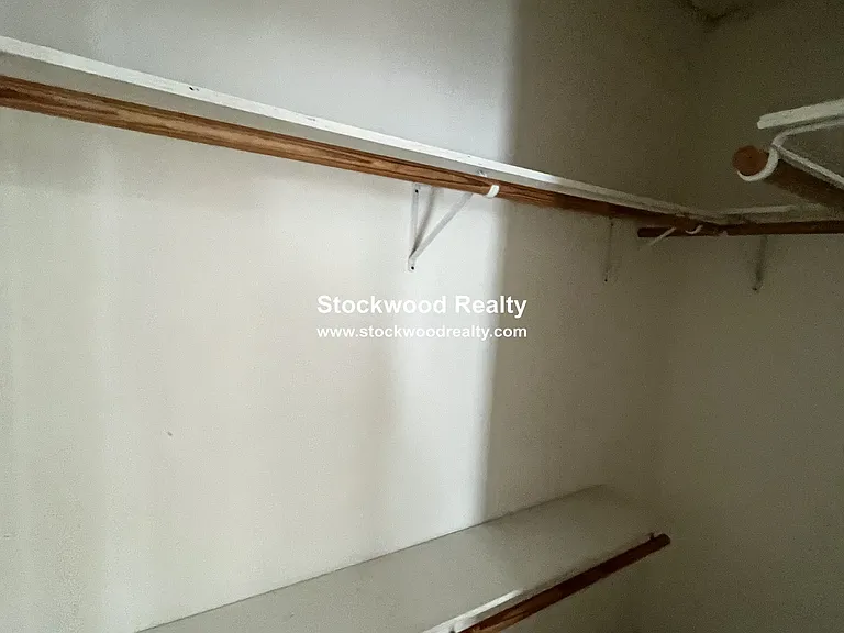 109 Wordsworth St #1 — Photo 23