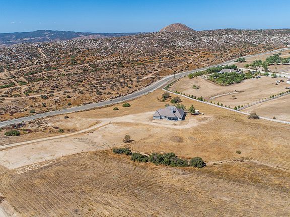 5th image of 41971 Jojoba Hills Cir