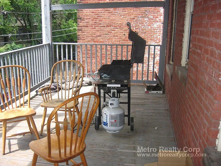 12 Strathmore Rd #2 — Photo 10