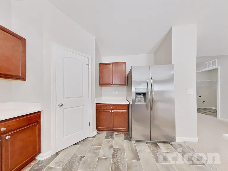 129 Ridgemoore Ct — Photo 6