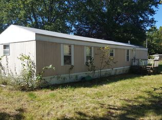 202 S Lyne St, Raymore, MO 64083