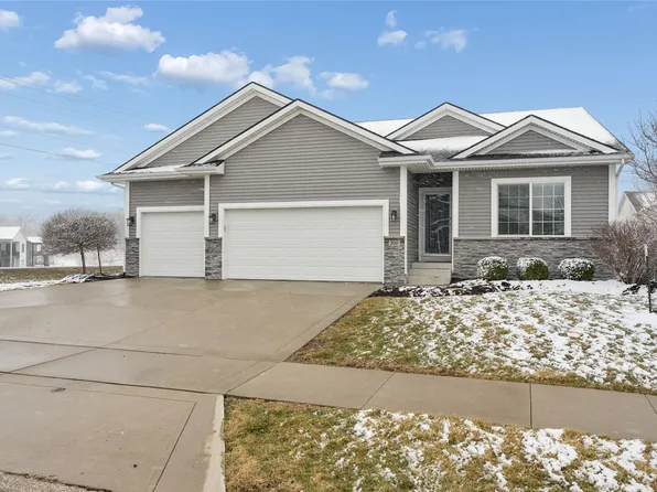 300 NE Tanzanite Ct, Grimes, IA 50111