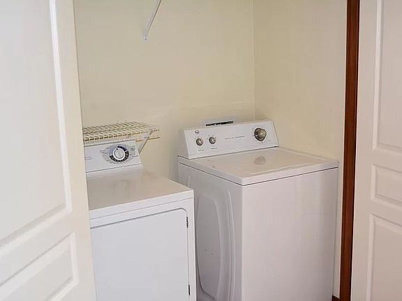 4th image of 3211 Fawcett Ave APT 2