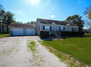 861 W Forsyth Rd, Forsyth, IL 62535