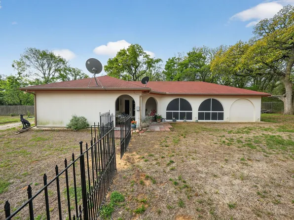 2625 County Road 805b, Cleburne, TX 76031