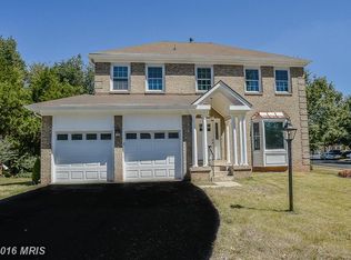 3541 Armfield Farm Dr, Chantilly, VA 20151