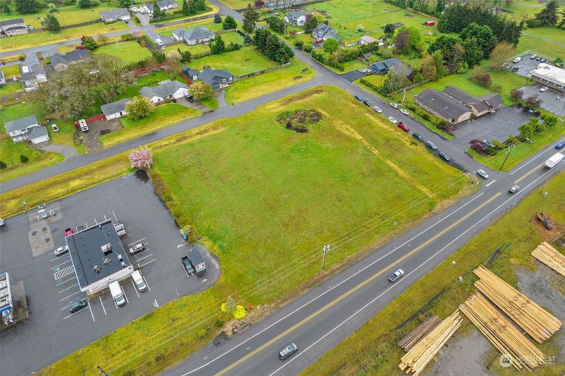 3rd image of 9538 184th Avenue SW