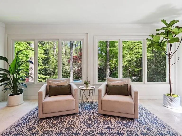 1007 Somerset Dr NW — Photo 8