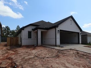 613 Falling Cave Dr, Willis, TX 77378