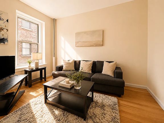 2nd image of 515 W 111th St APT 5D