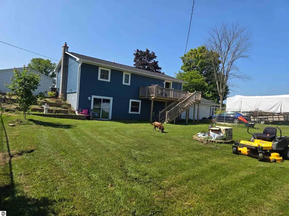 134 Brigham St, Buckley, MI 49620