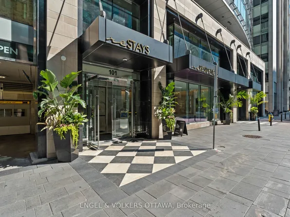 101 Queen St, Ottawa, ON