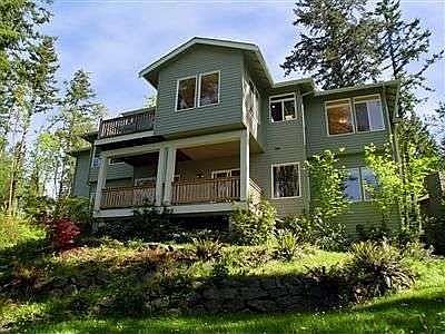 1st image of 1429 212th Ave NE