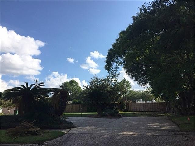 1st image of 5127 Glenmeadow Dr