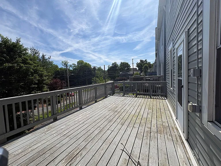 535 Marie Ave — Photo 12