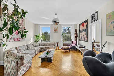 307 East 10th Street, #4