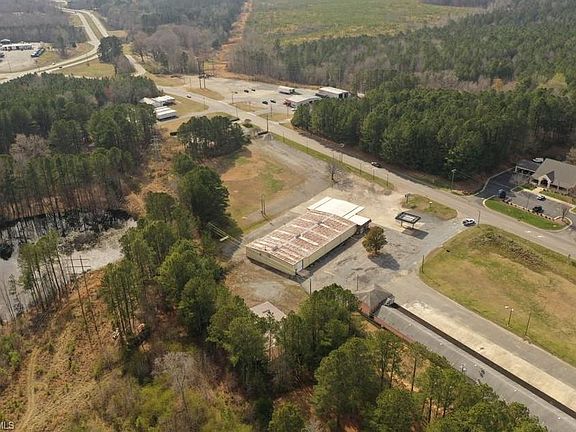 5th image of 1055 Albemarle Rd